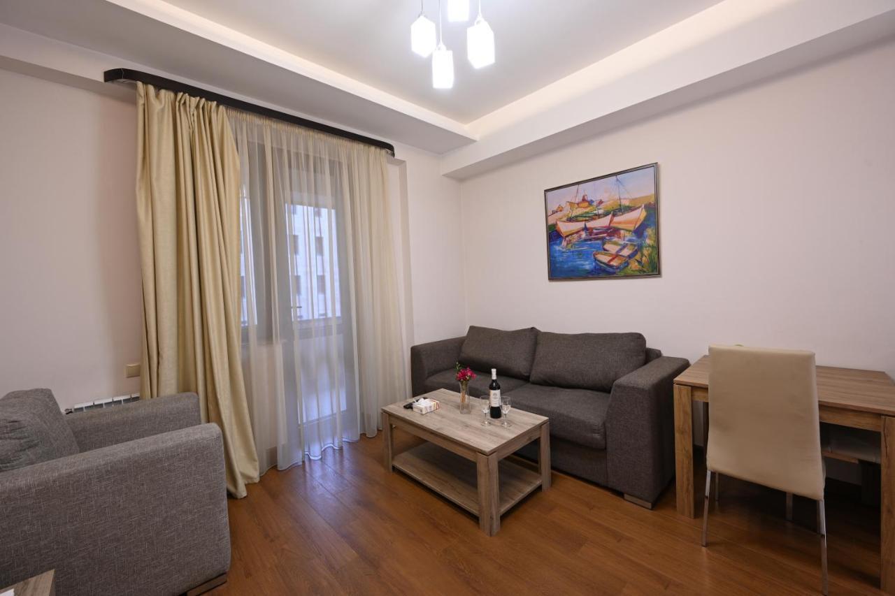 Welcome Yerevan Apartments Buitenkant foto