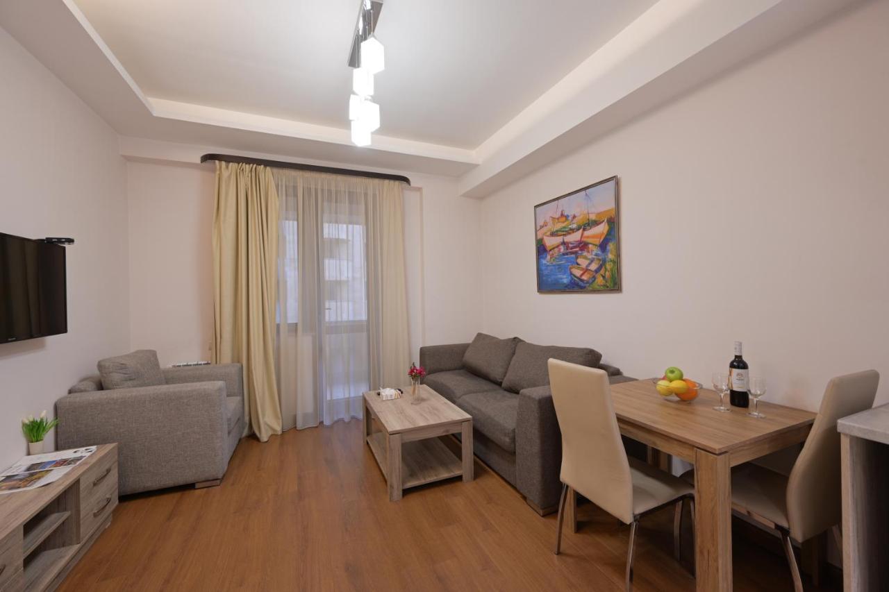 Welcome Yerevan Apartments Buitenkant foto