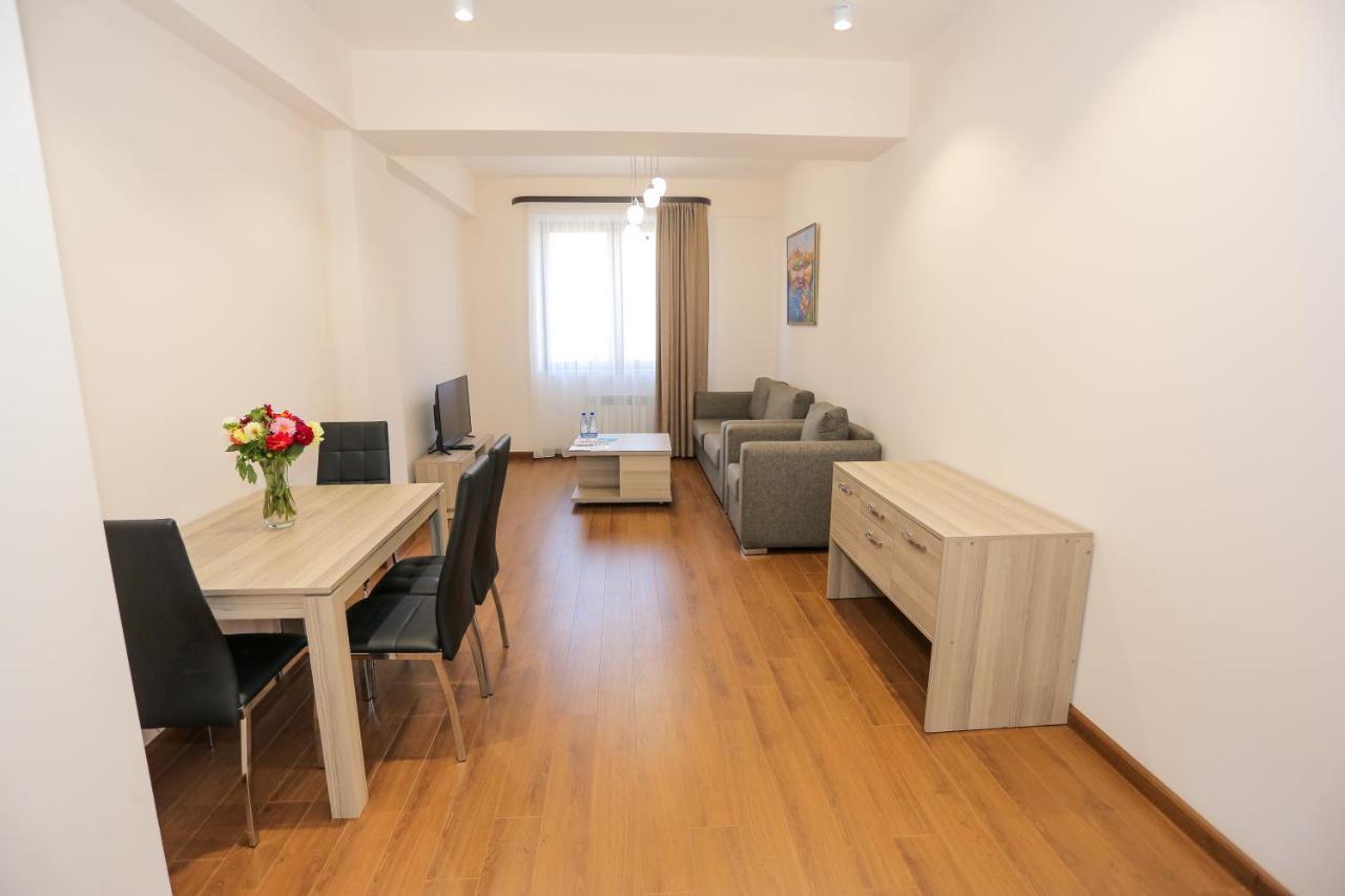 Welcome Yerevan Apartments Buitenkant foto