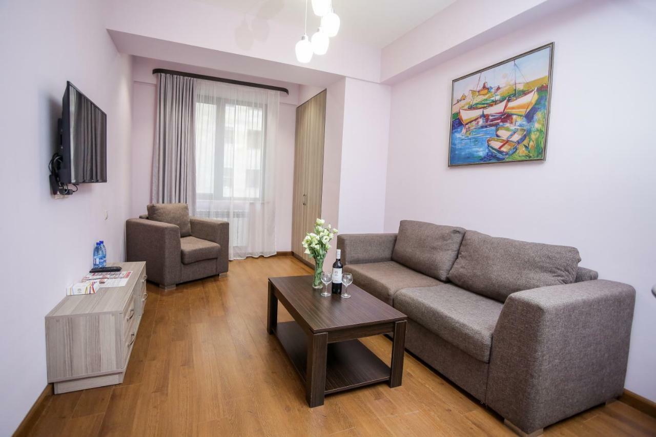 Welcome Yerevan Apartments Buitenkant foto